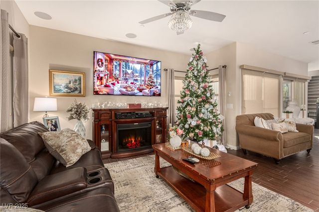 840 Tarbet Avenue, Henderson, NV 89012