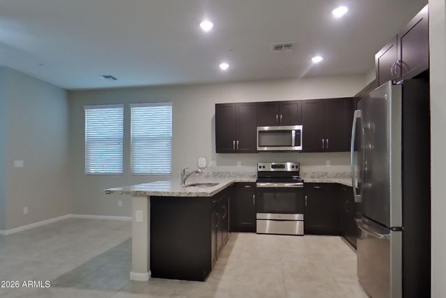 12586 W MAZATZAL Drive, Peoria, AZ 85383