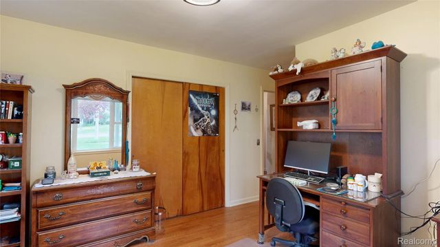 225 E Park Avenue, Flushing, MI 48433