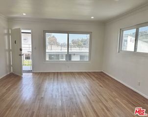 4205 Don Tomaso Drive 4, Los Angeles, CA 90008