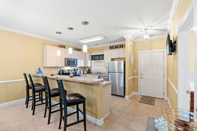 4895 Luster Leaf Cir Apt 104, Myrtle Beach, SC 29577