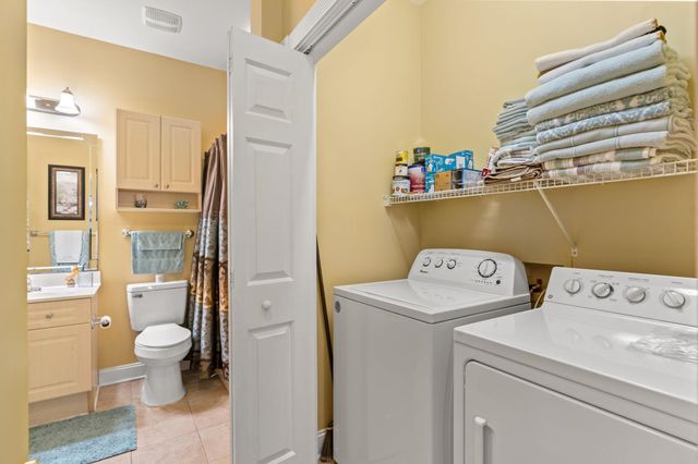 4895 Luster Leaf Cir Apt 104, Myrtle Beach, SC 29577