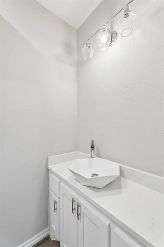 1220 NW 10th Street, Oklahoma City, OK 73106