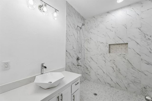 1220 NW 10th Street, Oklahoma City, OK 73106