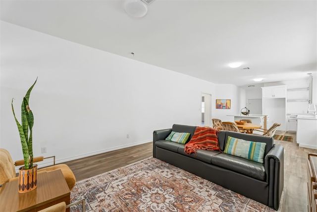 1220 NW 10th Street, Oklahoma City, OK 73106