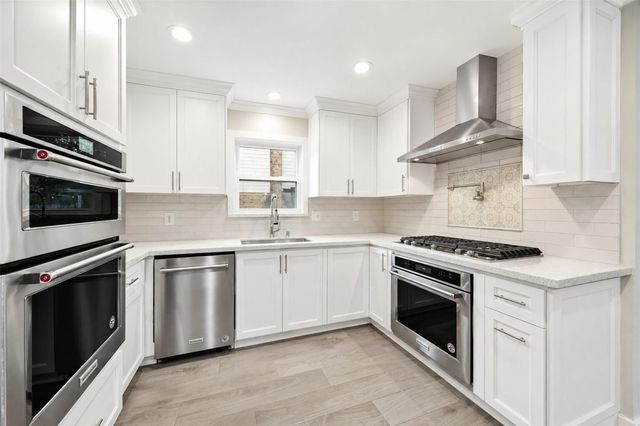 15414 Ripplestream Street, Houston, TX 77068