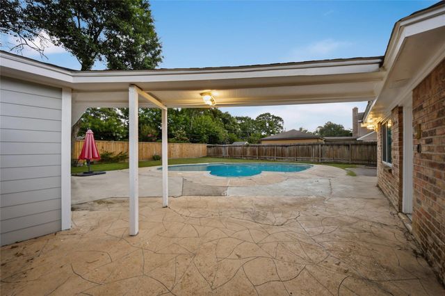 15414 Ripplestream Street, Houston, TX 77068