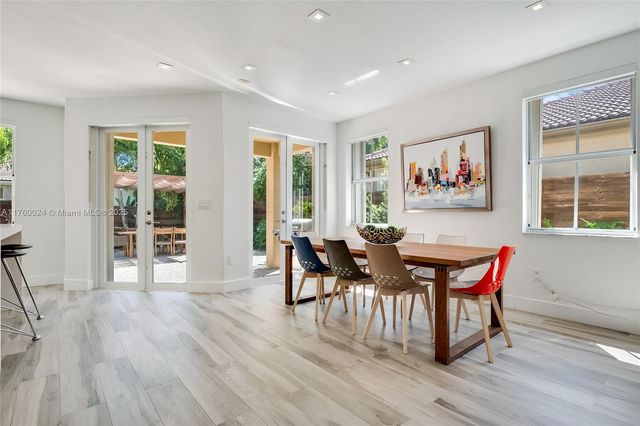 8527 NW 111th Ct, Doral, FL 33178