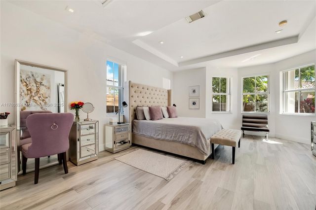 8527 NW 111th Ct, Doral, FL 33178