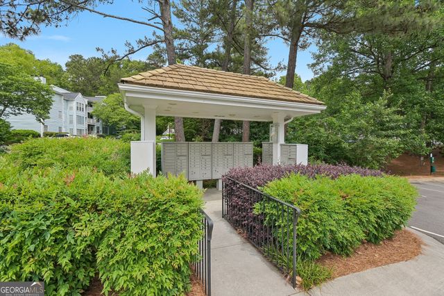 513 Glenleaf Drive, Peachtree Corners, GA 30092