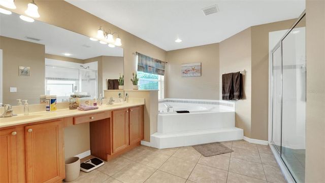 506 ALLERIA COURT, Auburndale, FL 33823