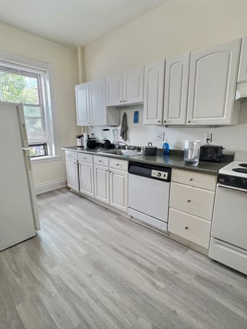 395 Harvard 2, Brookline, MA 02446