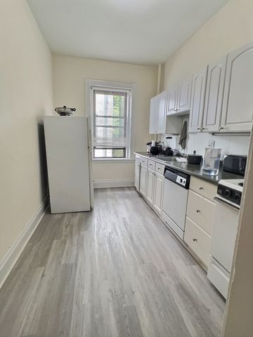 395 Harvard 2, Brookline, MA 02446