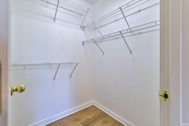 7955 Alanton Park, Newburgh, IN 47630