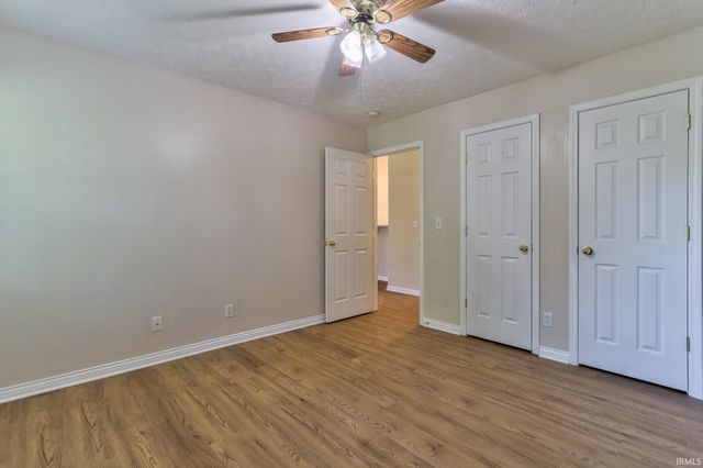 7955 Alanton Park, Newburgh, IN 47630