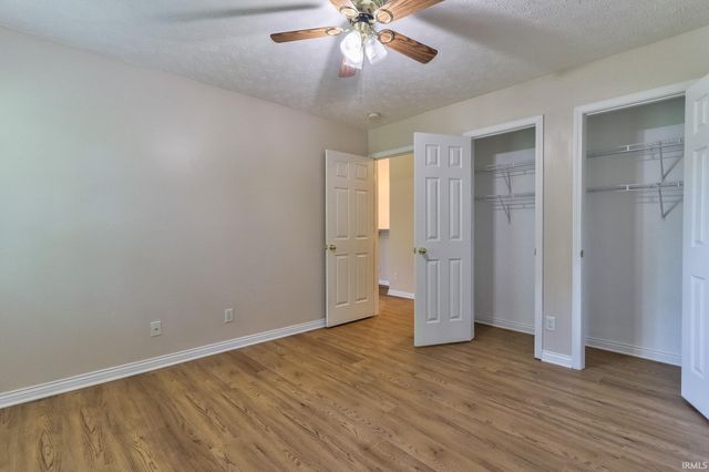7955 Alanton Park, Newburgh, IN 47630