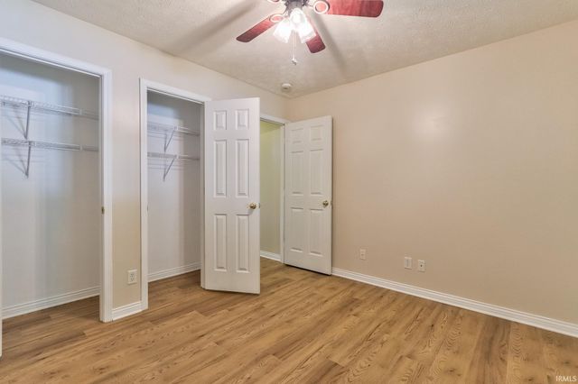7955 Alanton Park, Newburgh, IN 47630