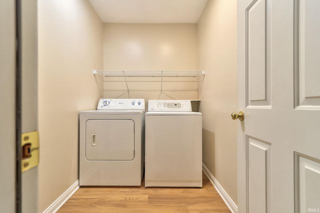 7955 Alanton Park, Newburgh, IN 47630
