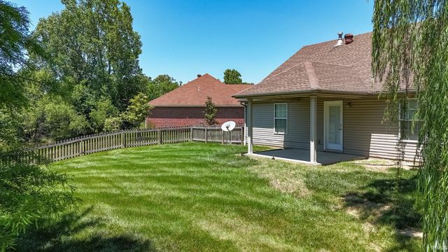 7955 Alanton Park, Newburgh, IN 47630
