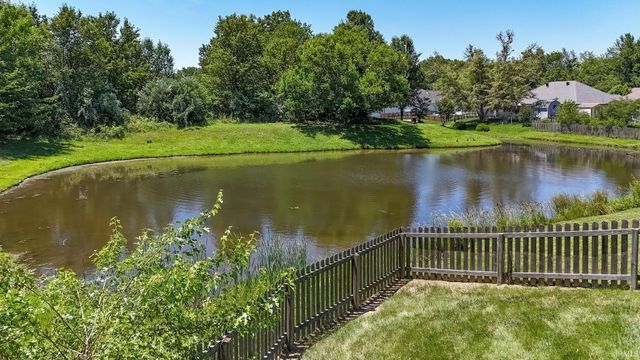 7955 Alanton Park, Newburgh, IN 47630