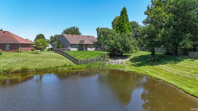 7955 Alanton Park, Newburgh, IN 47630