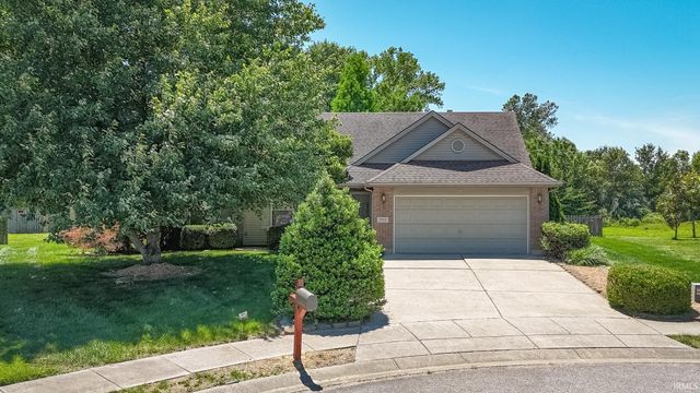 7955 Alanton Park, Newburgh, IN 47630