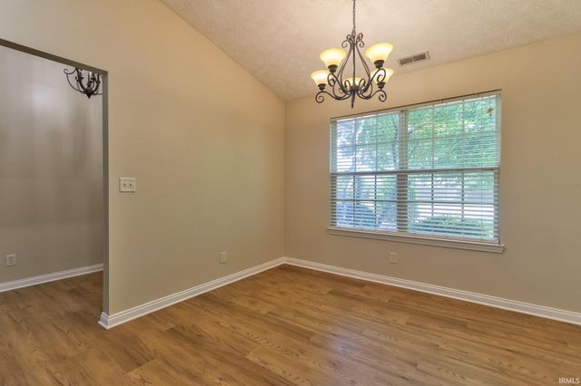 7955 Alanton Park, Newburgh, IN 47630