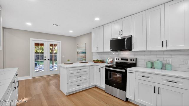 11538 SEDGEMOORE Drive S, Jacksonville, FL 32223