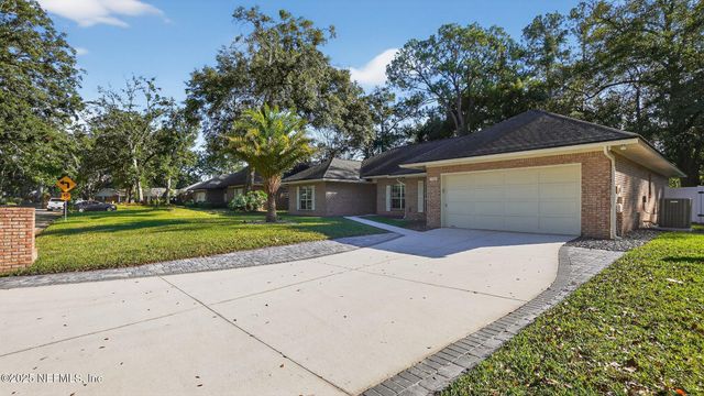 11538 SEDGEMOORE Drive S, Jacksonville, FL 32223
