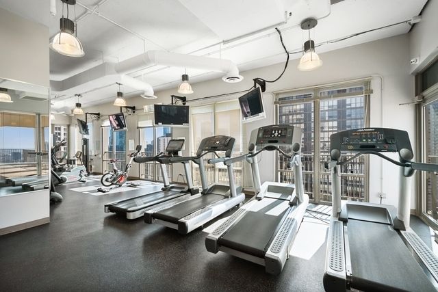 2 E Erie Street 3614, Chicago, IL 60611