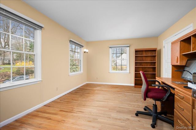 112 Barton Road, White Plains, NY 10605