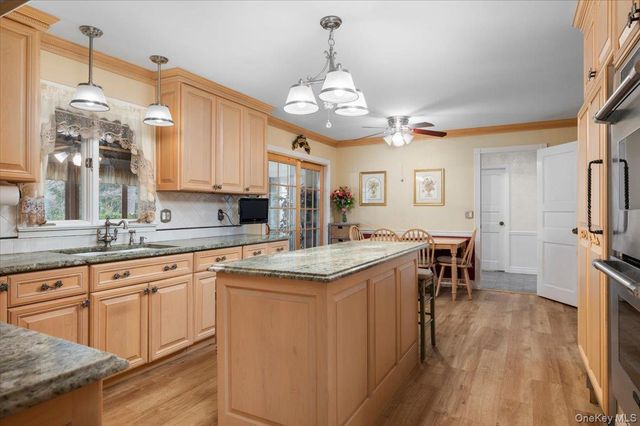 112 Barton Road, White Plains, NY 10605