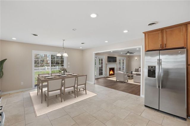 506 Carters Grove CT, Hampton, VA 23663