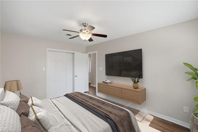 506 Carters Grove CT, Hampton, VA 23663