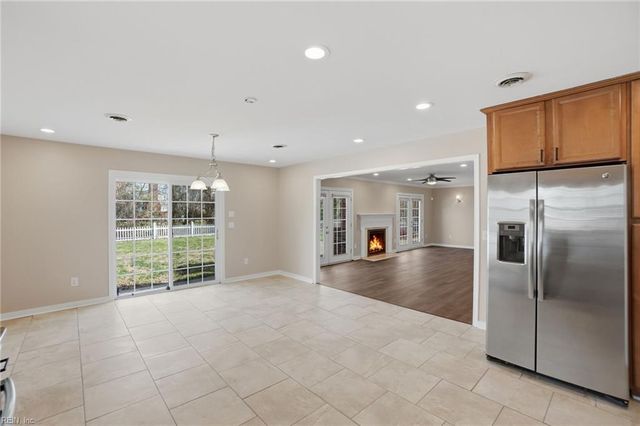 506 Carters Grove CT, Hampton, VA 23663
