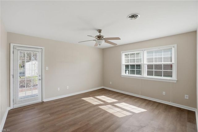 506 Carters Grove CT, Hampton, VA 23663