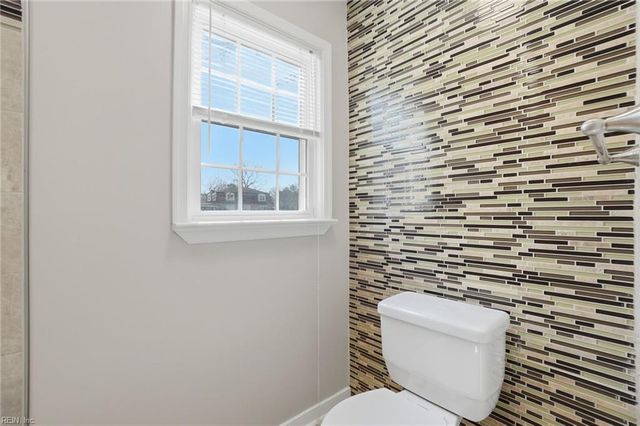 506 Carters Grove CT, Hampton, VA 23663