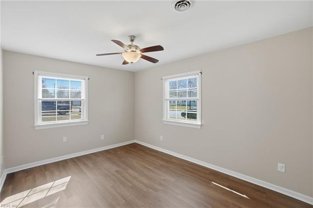 506 Carters Grove CT, Hampton, VA 23663