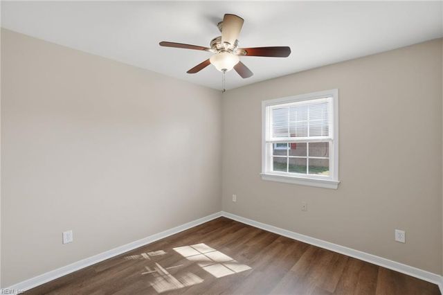 506 Carters Grove CT, Hampton, VA 23663