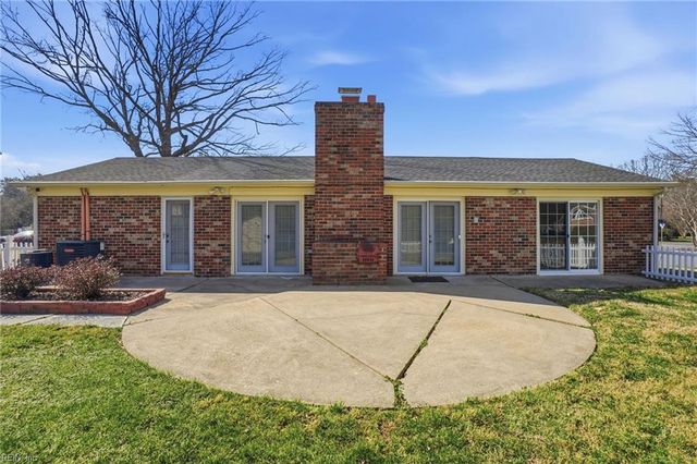 506 Carters Grove CT, Hampton, VA 23663