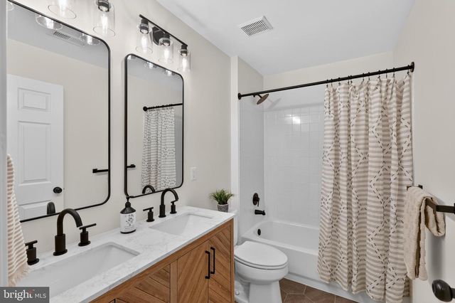 21395 KEANE CT, Ashburn, VA 20147