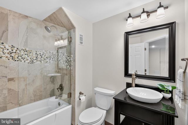 21395 KEANE CT, Ashburn, VA 20147