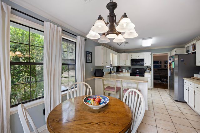 1613 Neptune Street, Russellville, AR 72801