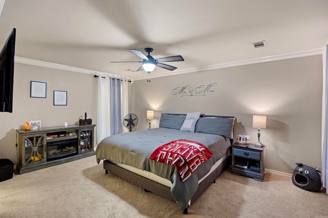 1613 Neptune Street, Russellville, AR 72801