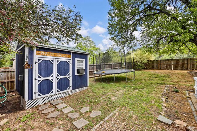 1613 Neptune Street, Russellville, AR 72801