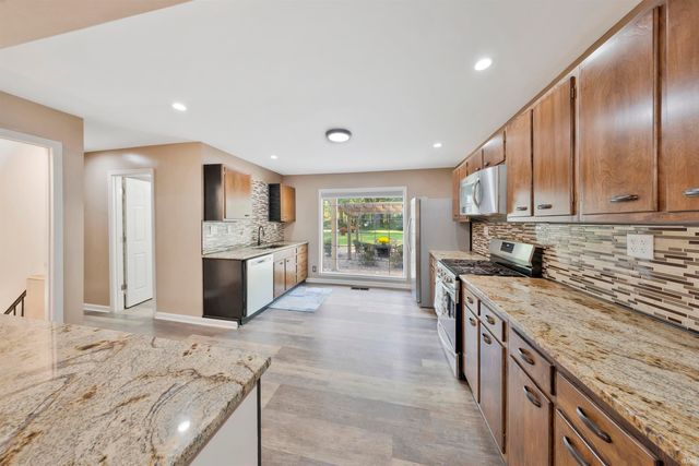 5266 Martin Road, Newburgh, IN 47630