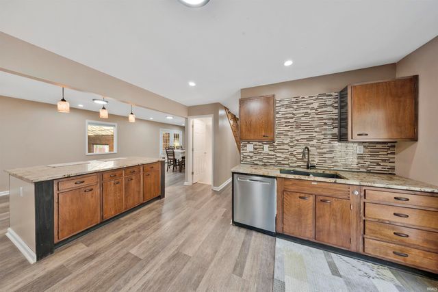 5266 Martin Road, Newburgh, IN 47630