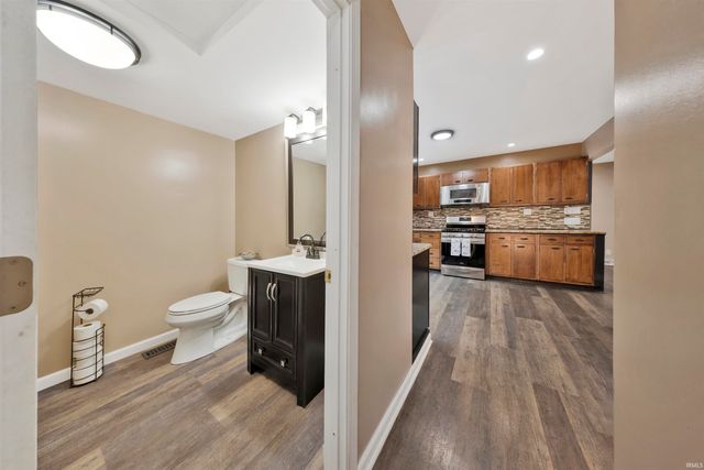 5266 Martin Road, Newburgh, IN 47630