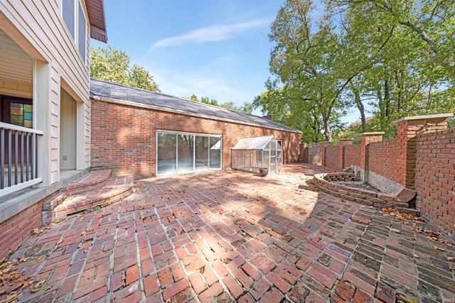 5266 Martin Road, Newburgh, IN 47630