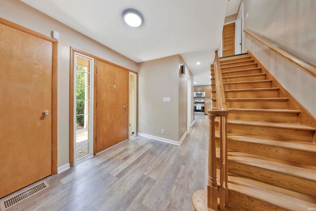 5266 Martin Road, Newburgh, IN 47630